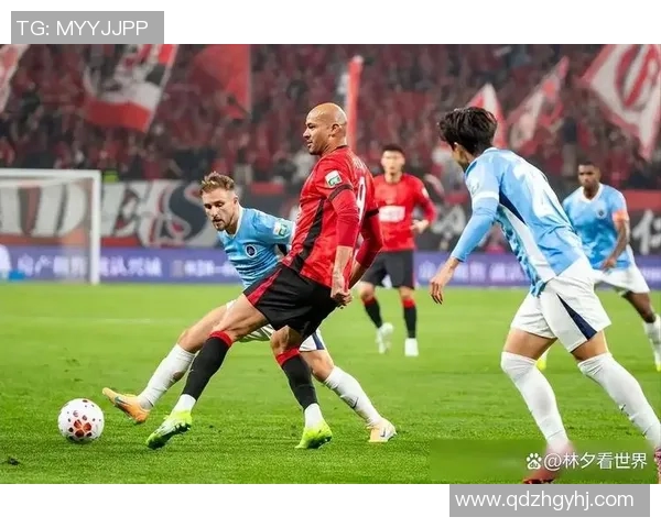 昔日队友情敌重逢聚焦转会风波旧怨新仇赛场上全面爆发